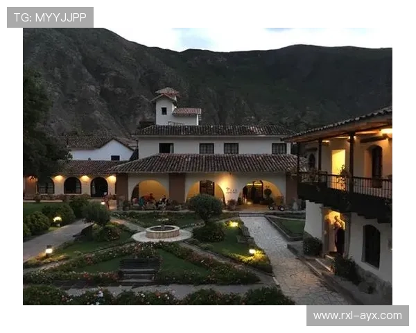 秘鲁队高位逼抢体系成型，压迫式打法显威力