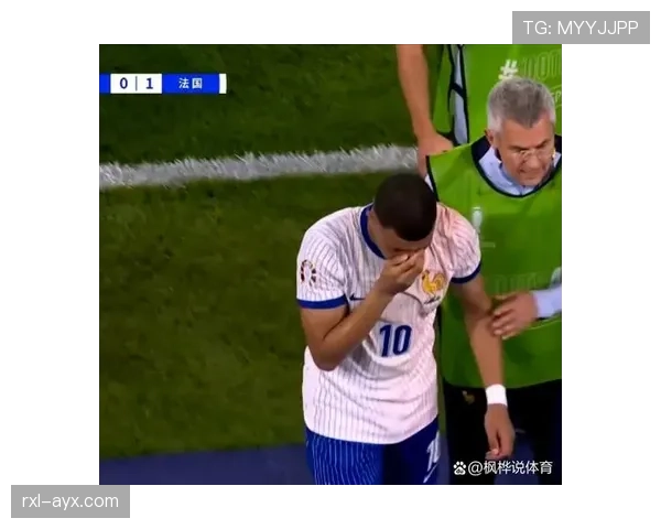 欧洲杯赛场遭遇极端天气,比赛进程与球员表现受显著影响 欧洲杯赛场遭遇极端天气,比赛进程与球员表现受显著影响