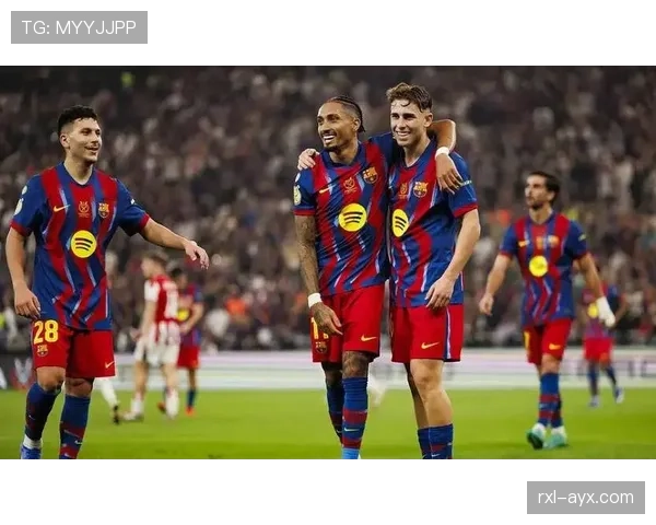 拉菲尼亚稳健发挥助球队力夺关键胜利，表现亮眼引关注